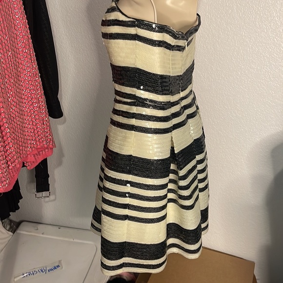 BEBE sequence dress - Picture 5 of 6